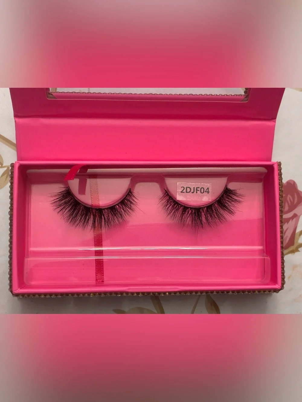 Jen Re Beauty false eyelashes